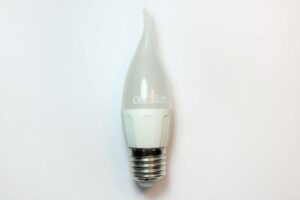 LAMPADINA a LED AIGOSTAR 176334 A5 CL37 E27 4W 3000K Calda